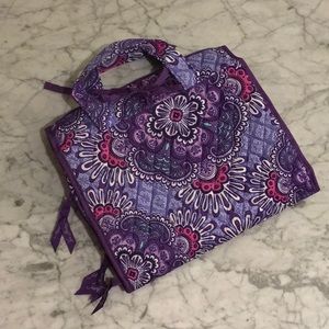 Vera Bradley Hanging Organizer in Lilac Tapetry